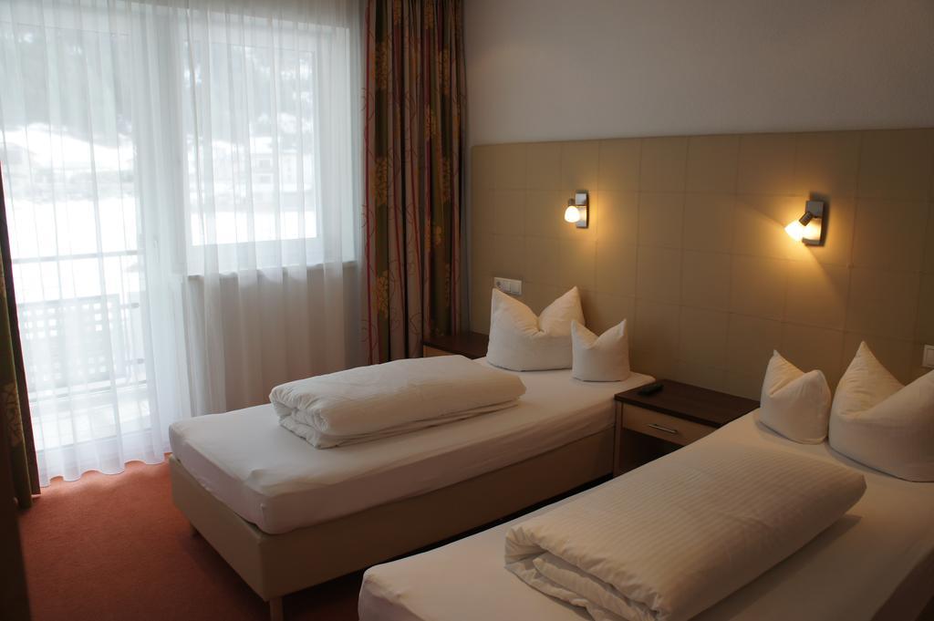 Alpinea Appartements Ischgl Exterior photo